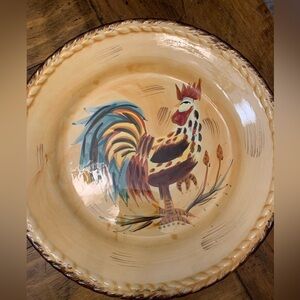 Gallo hand painted dinner plate